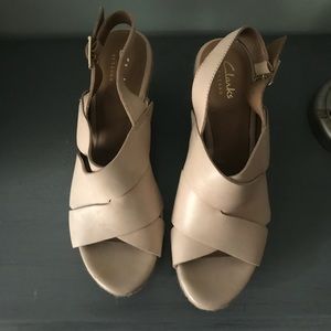 Clark’s comfort wedge ! Worn once !